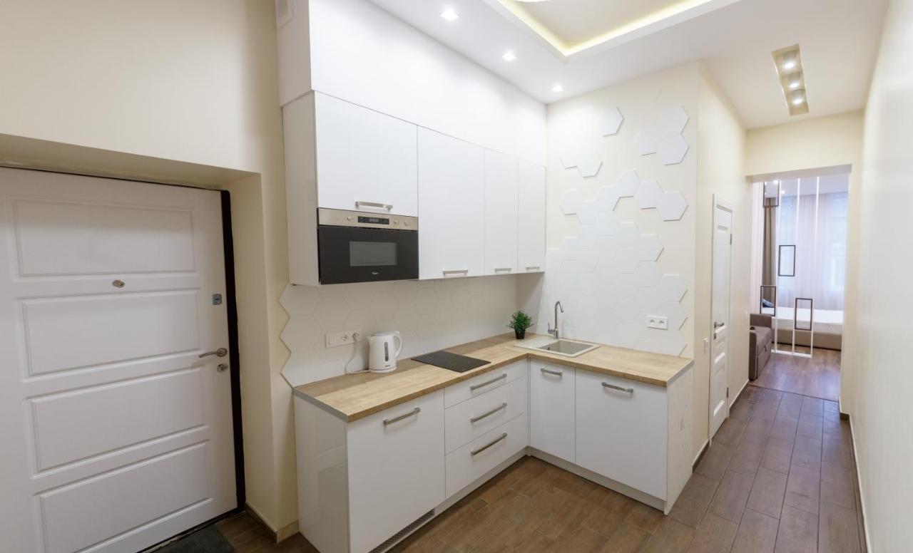 Charming Apartment In The City Center Leópolis Exterior foto